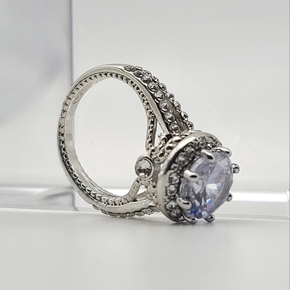 Cubic Zirconia Wedding or Cocktail Ring S925 Silver Plated - Picture 3 of 14